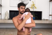 Eles são pais da pequena Clara Maria