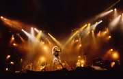 Apesar do sucesso da dupla, foi em sua carreira solo que Tina Turner alcançou o estrelato absoluto