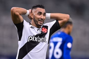 Meia francês é atleta do Vasco
