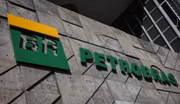 O edifício-sede da Petrobras (Edise), no Centro do Rio