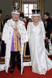  rei Charles III e a rainha Camilla no Palácio de Buckingham