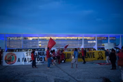 Manifestantes foram ao STF em defesa do ex-presidente Lula