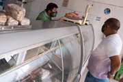 Carnes em açougues estragam