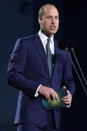 Momento em que William discursa no palco 