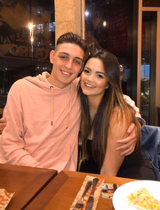 Suzanna namora Gabriel há 3 anos