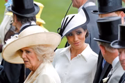 Camilla participou de um almoço com dois jornalistas que costumam atacar Meghan com artigos depreciativos 