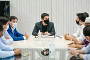 Secretário de Saúde de Goiás, Ismael Alexandrino, em reunião com prefeitos do Entorno do DF