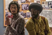 <b>Infiltrado na Klan (2018), dirigido por Spike Lee:</b> em 1978, Ron Stallworth, um policial negro do Colorado, consegue se infiltrar na Ku Klux Klan local. Ele se comunica com os outros membros do grupo por meio de telefonemas e cartas, e quando precisava estar fisicamente presente, ele envia um outro policial branco em seu lugar. Depois de meses de investigação, Ron fica próximo do líder da seita, sendo responsável por sabotar uma série de linchamentos e outros crimes de ódio orquestrados pelos racistas