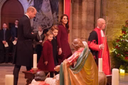 George e Charlotte são os filhos mais velhos dos príncipes de Gales
