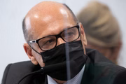 Diretor do Butantan, Dimas Covas, em depoimento na CPI da Covid