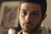 Chay Suede viveu Ari em Travessia