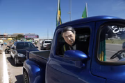 O protesto também era contra o lockdown
