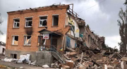 Escola ucraniana servia como ponto de ajuda humanitária