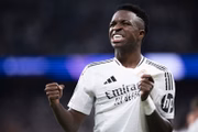 Vini comemora mais uma vitória do Real