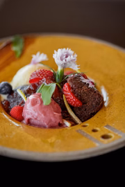 Para as formiguinhas, a Sweet Rooftop (R$ 38) combina sorvete, Nutella e baunilha