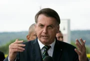 Em 1987, novamente respondeu perante o STM por passar informação falsa à Veja. Na ocasião, o até então ministro do Exército recebeu da revista um material enviado pelo atual presidente sobre uma operação denominada Beco Sem Saída, que teria como objetivo explodir bombas em áreas do Exército como protesto ao salário que os militares recebiam