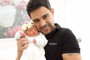 Zezé Di Camargo e a caçula, Clara