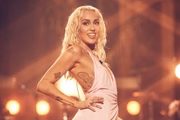 Miley Cyrus desbanca marca de Adele e vai ao Guinness pela 3ª vez