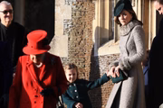 Filha de Kate e William, a princesa Charlotte é bisneta da rainha Elizabeth