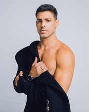 Cauã Reymond