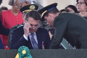 Então ajudante de ordem Mauro Cid e presidente Jair Bolsonaro
