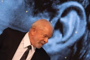 Lula passou por uma laringoscopia em 2022