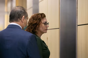 Carla Zambelli teria sido repreendida por Bolsonaro ao tentar falar com ele em reunião do PL
