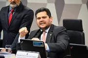 Davi Alcolumbre é cotado para assumir a presidência do Senado