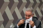 Senador Renan Calheiros (MDB-AL) 