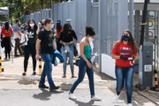 Três concursos estão com inscrições abertas no DF