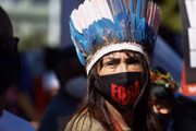 Manifestante no ato contra Bolsonaro, em Goiânia