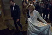 Casamento da princesa Diana é retratado na série