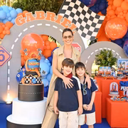 Andressa Suita e filhos