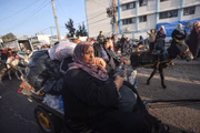 Pausa humanitária de 4 dias entra em vigor em Gaza