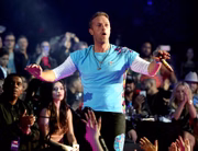 O cantor Chris Martin, líder do Coldplay, é um dos que sofre de zumbido