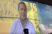 Um vídeo foi exibido no telão mostrando a ansiedade dos dois