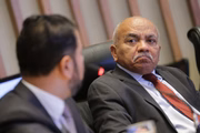 O deputado Hermeto (MDB) faz a relatoria da CPI, e Chico Vigilante (PT) preside a sessão