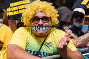 Manifestante pede impeachment de Alexandre de Moraes