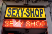 Ir a um sexy shop tem deixado de ser tabu