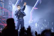 No repertório, os grandes hits da carreira do artista aparecem ao lado de sucessos recentes, como Morena e A Ilha