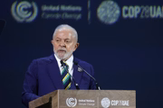 O presidente do Brasil, Luiz Inácio Lula da Silva, faz um discurso na cerimônia de abertura da Cúpula Mundial de Ação Climática durante a COP28, em Dubai