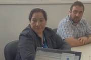 Claudia e Roberto em reunião da Apae dias antes do desaparecimento da secretária-executiva