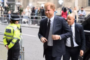 Harry no Rolls Building do Tribunal Superior de Londres