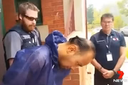 Michael Truong, 36 anos, foi preso por um grupo de cidadãos preocupados depois que o viram supostamente iniciando um incêndio em East Gippsland