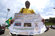 Carreata contra o presidente Jair Bolsonaro e o ministro da saúde, Eduardo Pazuello, organizada pelo MBL e pelo movimento Vem Pra Rua 