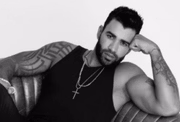 No entanto, foi com o single Balada, lançado em 2011, que Gusttavo se tornou uma verdadeira estrela. A música, que passou a fazer sucesso também no exterior, ficou entre as mais tocadas no país. Assim, nascia o fenômeno Gusttavo Lima