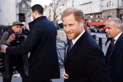A relação de Harry com o irmão, o príncipe William, está bastante tensa 