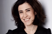 Vitória de Fernanda Torres no Globo de Ouro repercute na mídia mundial