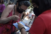 Passaporte da vacina atesta se cidadãos tomaram uma ou duas doses da vacina contra a Covid-19