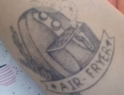 Tatuagem de Air Fryer: "Gosto de cozinhar"